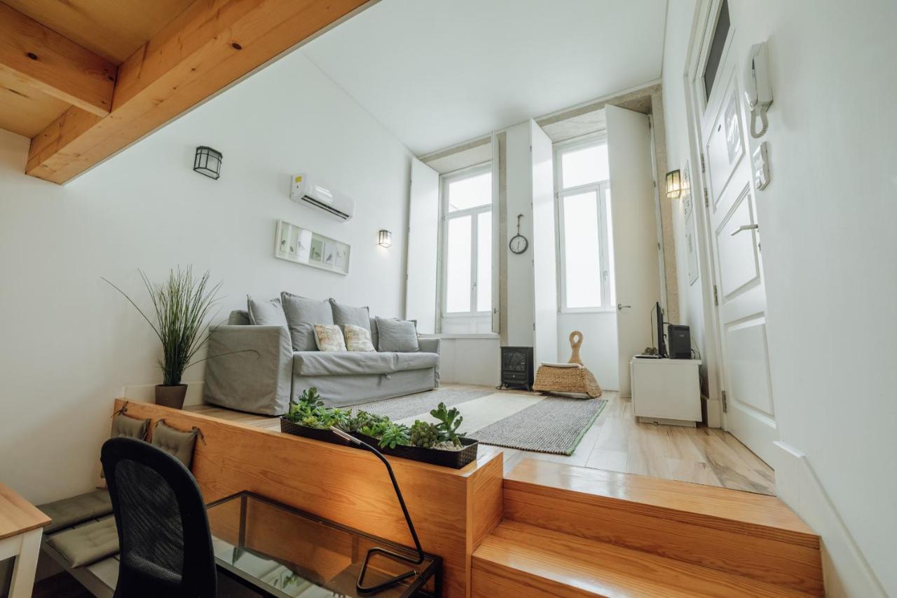 Historic & Sunny Mezzanine Bolhao By Vacationy Apartment Porto Bagian luar foto