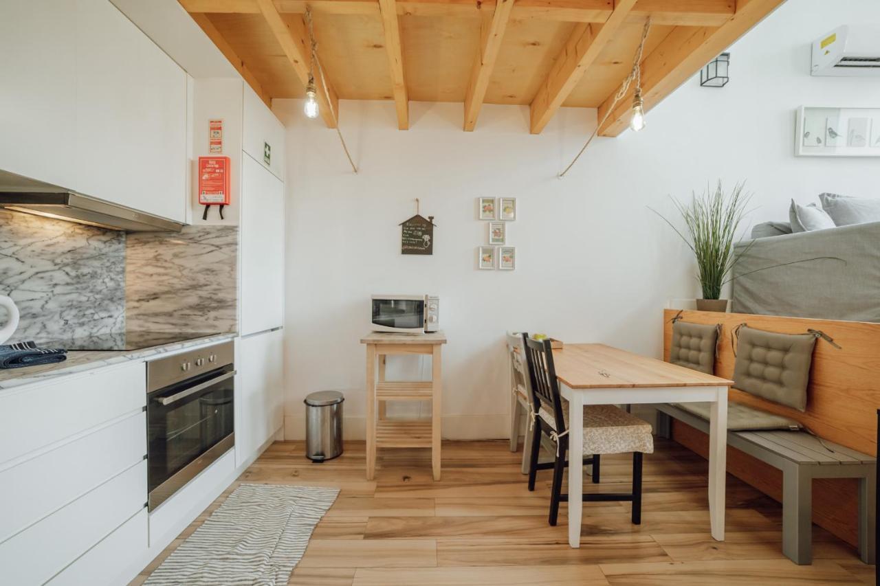 Historic & Sunny Mezzanine Bolhao By Vacationy Apartment Porto Bagian luar foto